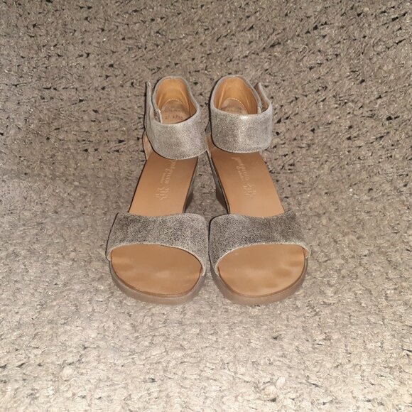 PAUL GREEN-Tammy-Metallic Nubuck/Suede Ankle Strap Wedge Sandal-Sz 6.5-Near Mint - Picture 3 of 8